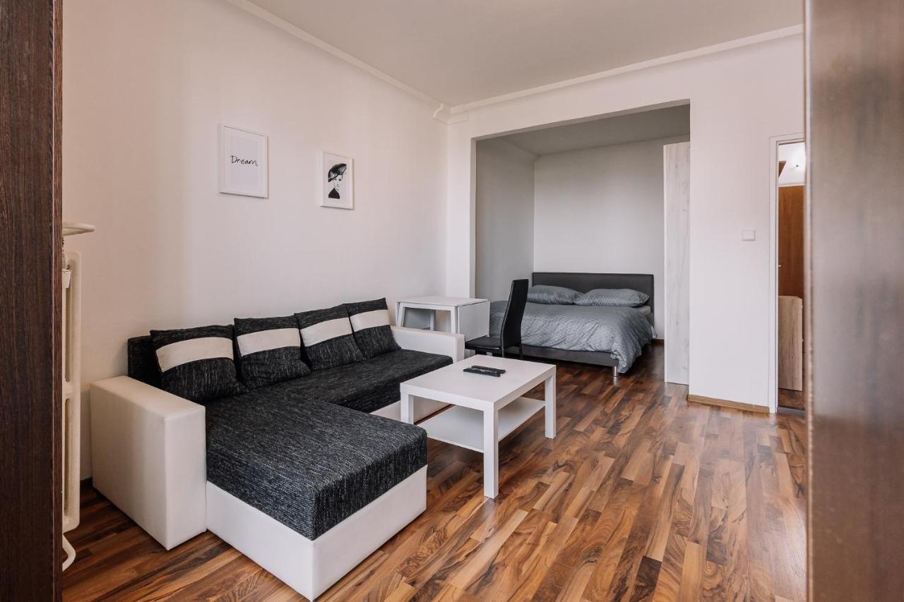 Cozy Apartment In Ruzinov Bratislava Extérieur photo