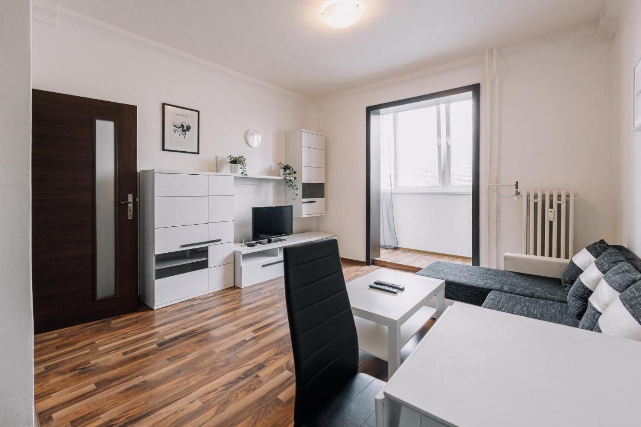 Cozy Apartment In Ruzinov Bratislava Extérieur photo